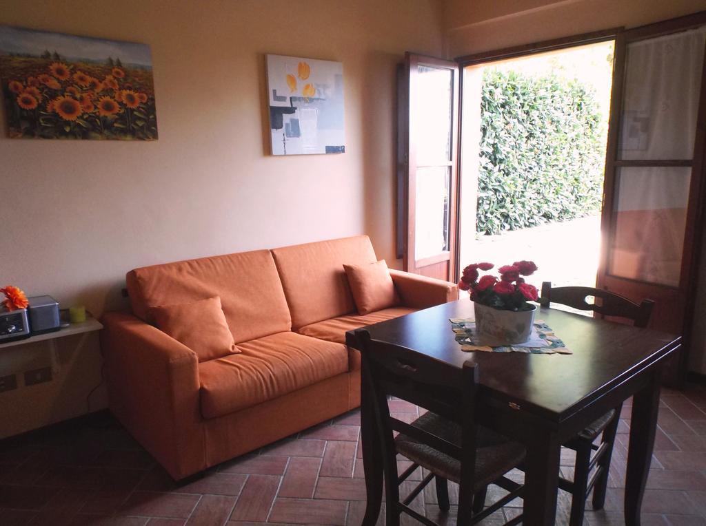 Apartments Borgo Toscano Gambassi Terme Pokoj fotografie